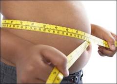 Obezitatea provoca anual 100.000 de cazuri de cancer