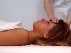 Relaxare totala prin tehnica Reiki