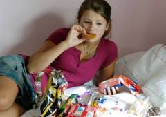 Fetele din familii educate, mai predispuse la bulimie si anorexie