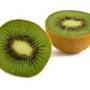Kiwi contine mai multa vitamina C decat portocalele