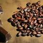 Ciocolata neagra previne ridurile