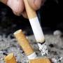 Bolnavii de cancer la plamani au sanse duble de supravietuire daca renunta la fumat